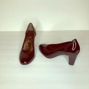 AGL black patent leather pumps 35 5 USA NEW